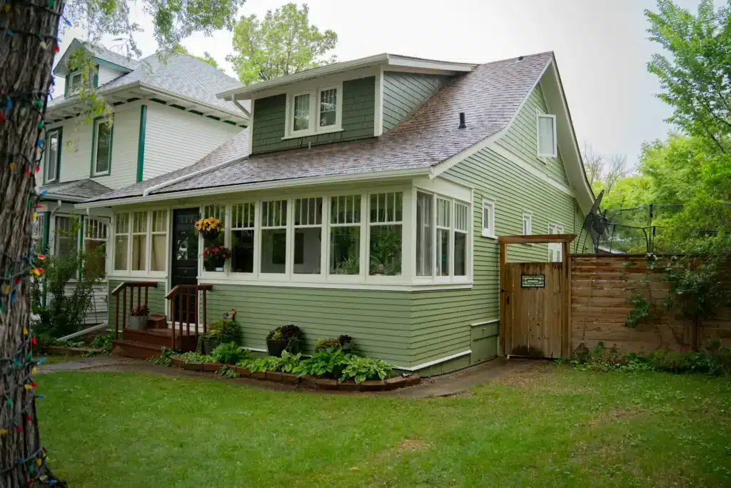 A745988-1-1024×683 Professionally painted Saskatchewan home exterior
